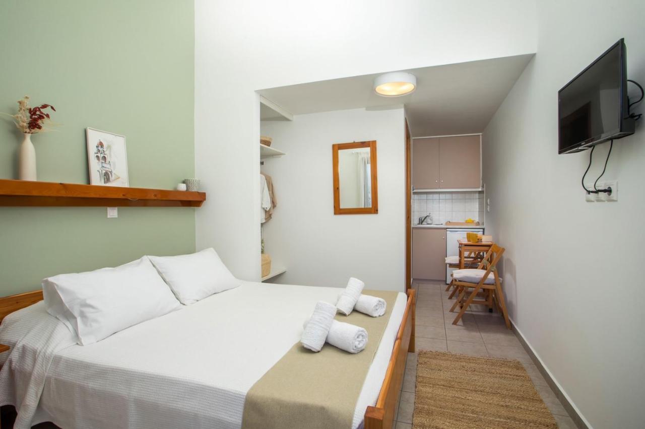 Margaritas Apartments Sými Eksteriør bilde
